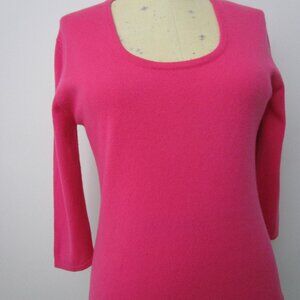 Fuchsia Pink CASHMERE Pullover Knit Sweater Scoop Neck Cuddly